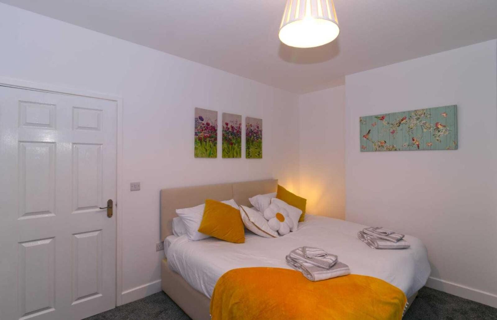 Rydal House 2 Bedroom House With Upstairs Bathroom Newton-le-Willows Szoba fotó